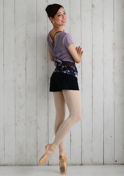 DD お腹が引き締まる！たるみのないヒップ♪フィットアップ・ショートパンツ