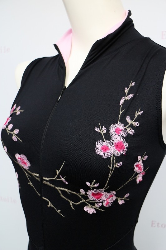 シアラヴォラコレクション～ BalletRosa 刺繍ハイネックレオタード