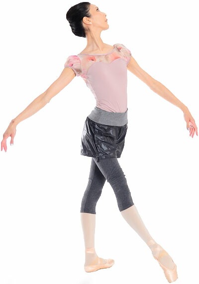 DD とにかく軽い！お腹周りからじんわり発汗！ヒートアップサウナ・ショートパンツ