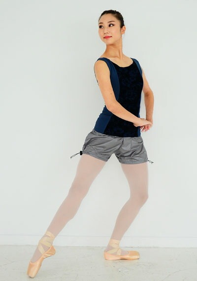 DD とにかく軽い！お腹周りからじんわり発汗！ヒートアップサウナ・ショートパンツ