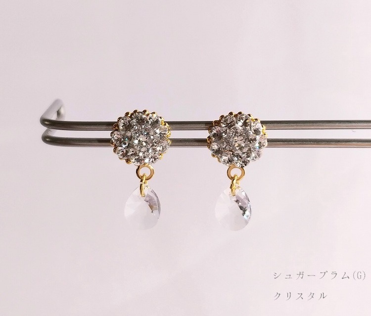 ～Atelier Petite Rose～　スワロフスキーピアス　“Aurora/Sugar plum”