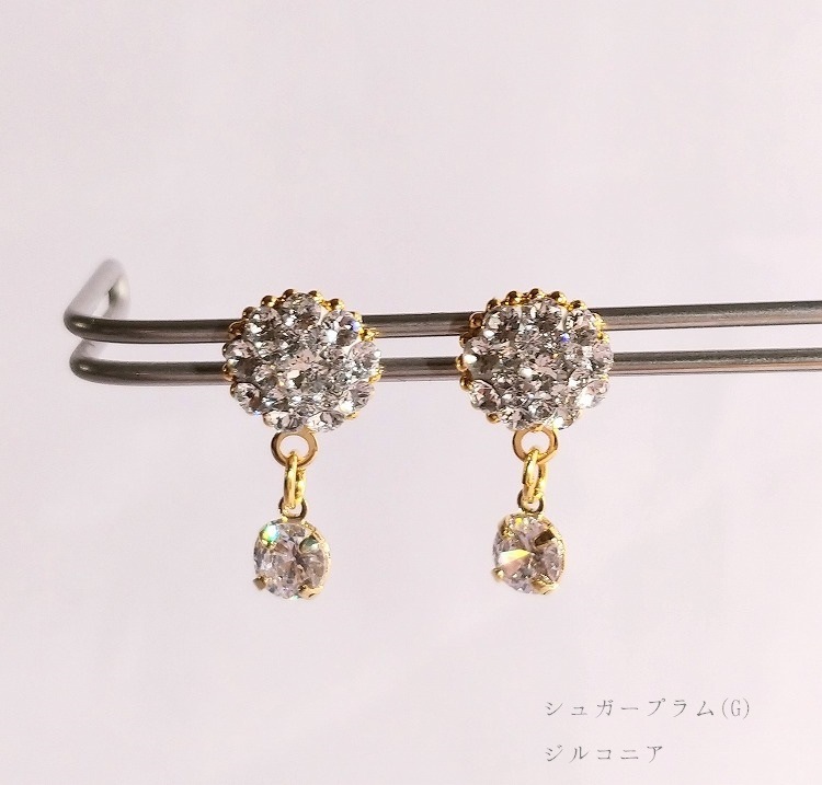 ～Atelier Petite Rose～　スワロフスキーピアス　“Aurora/Sugar plum”