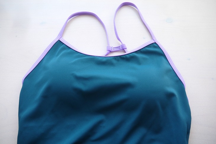 左右一体型でズレにくい！　ピーナッツパッド