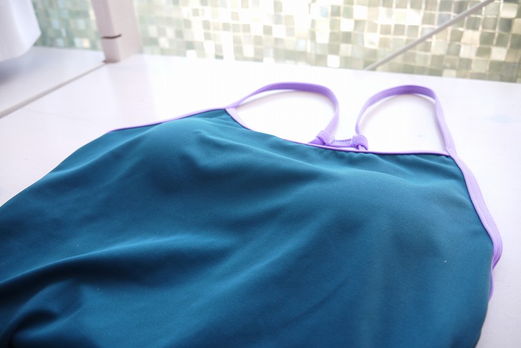 左右一体型でズレにくい！　ピーナッツパッド