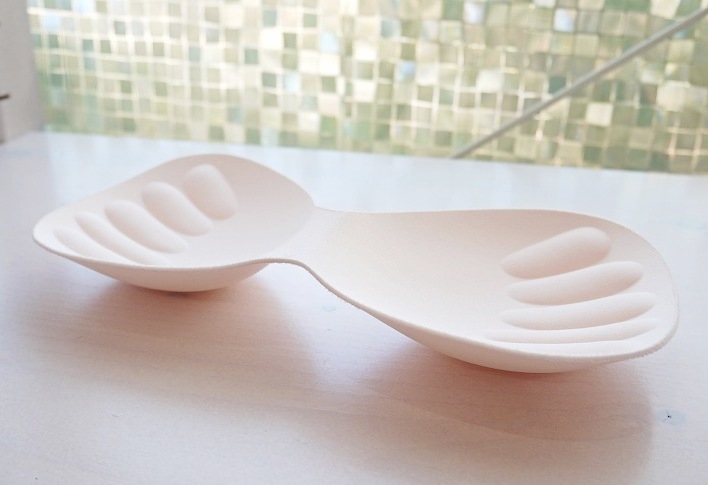 左右一体型でズレにくい！　ピーナッツパッド