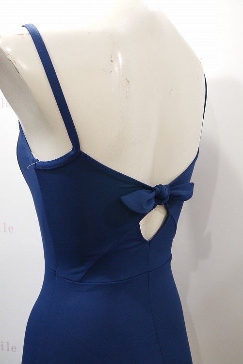 【超美品❣️】レオタード　バックリボンが可愛い　ainsliewear  Mサイズ 超美品❣️】レオタードバックリボンが可愛いainsliewear Mサイズ