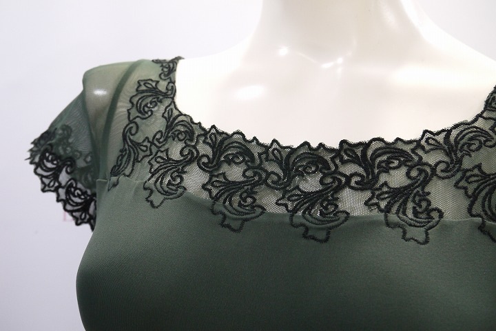 【Ballet Rosa】　刺繍キャップスリーブレオタード　AURORA