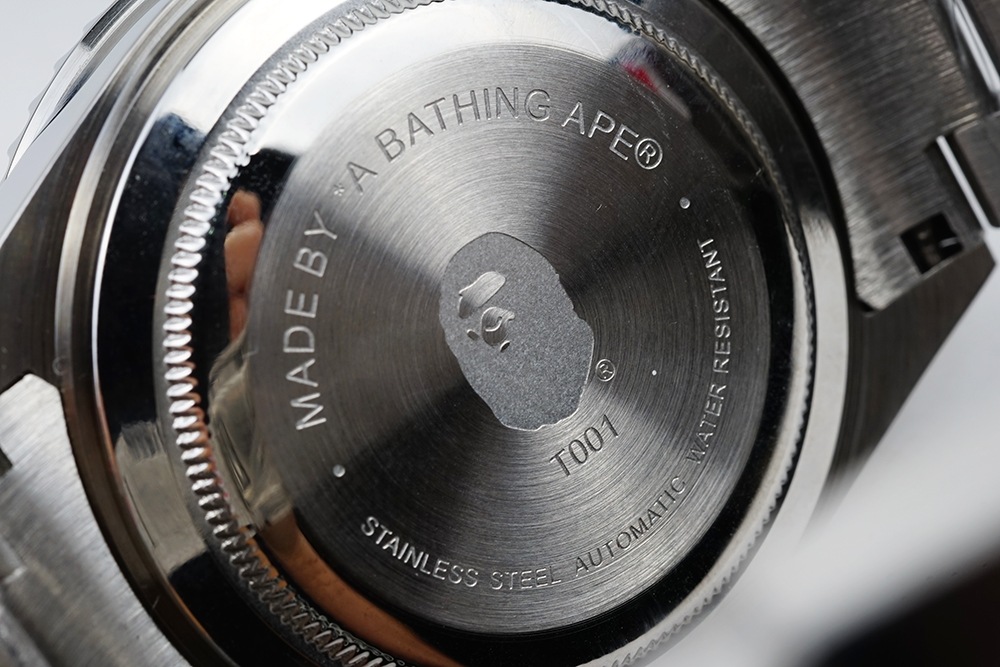 �ڿ��ʡ�A BATHING APE/�����٥����󥰡������� DIVER CAMO #N003