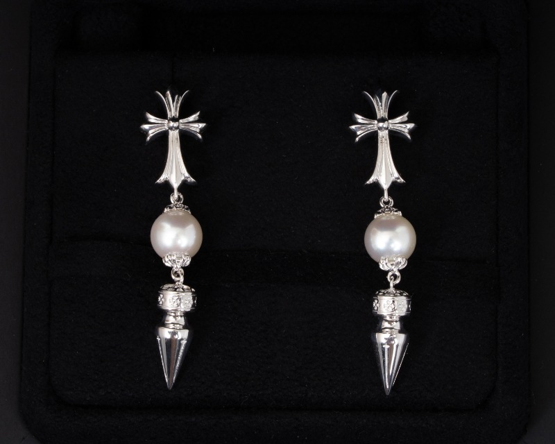 �ڿ���̤���ѡ�CHROME HEARTS/��������ϡ��� x Mikimoto�ߥ���� 18K WG&�����俿�� �������������󥰡��ԥ��� #Jp28813
