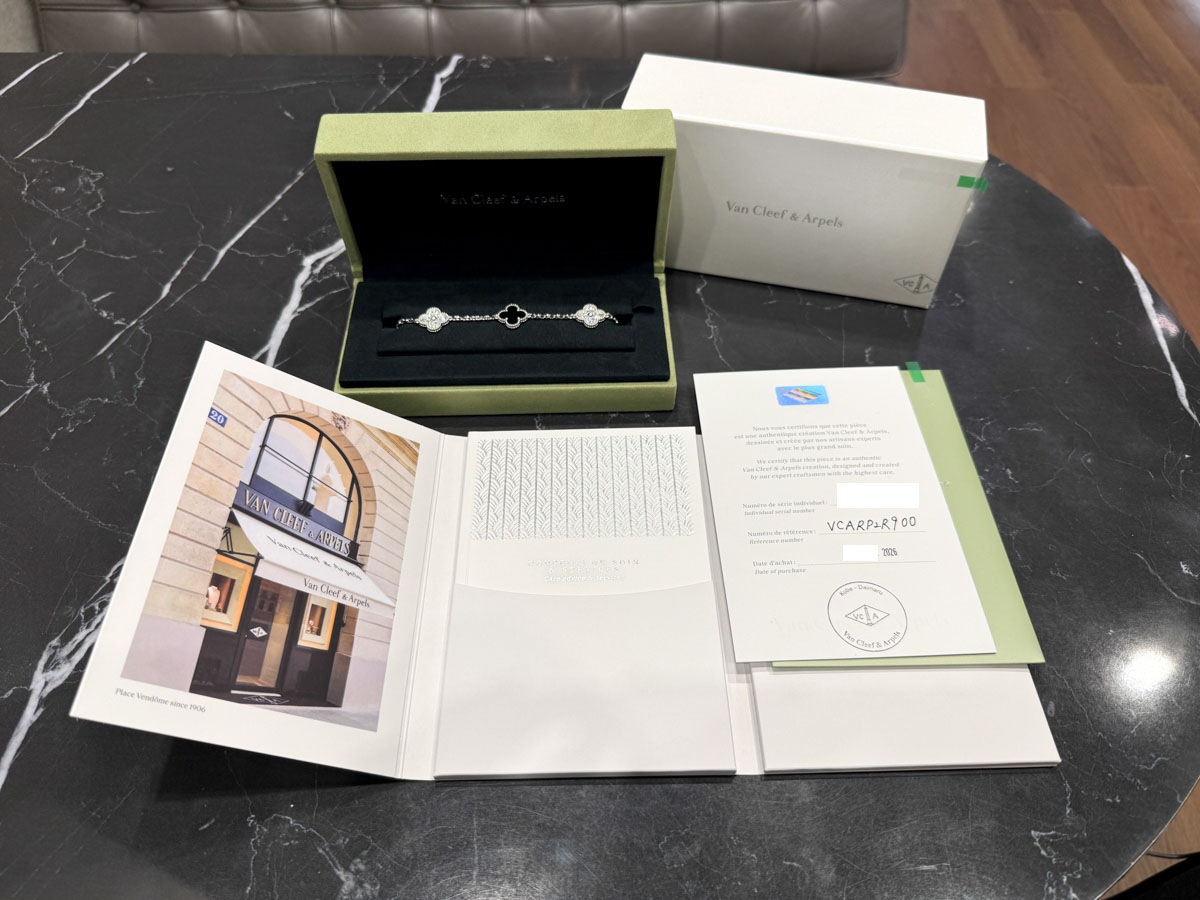 Van Cleef & Arpels/������ ���꡼�ա������ڥ� VCARP2R900 ������ơ��� ����ϥ�֥� �֥쥹��å� 5�ĥ������ 18K WG ���˥��� ��������� #JP28868