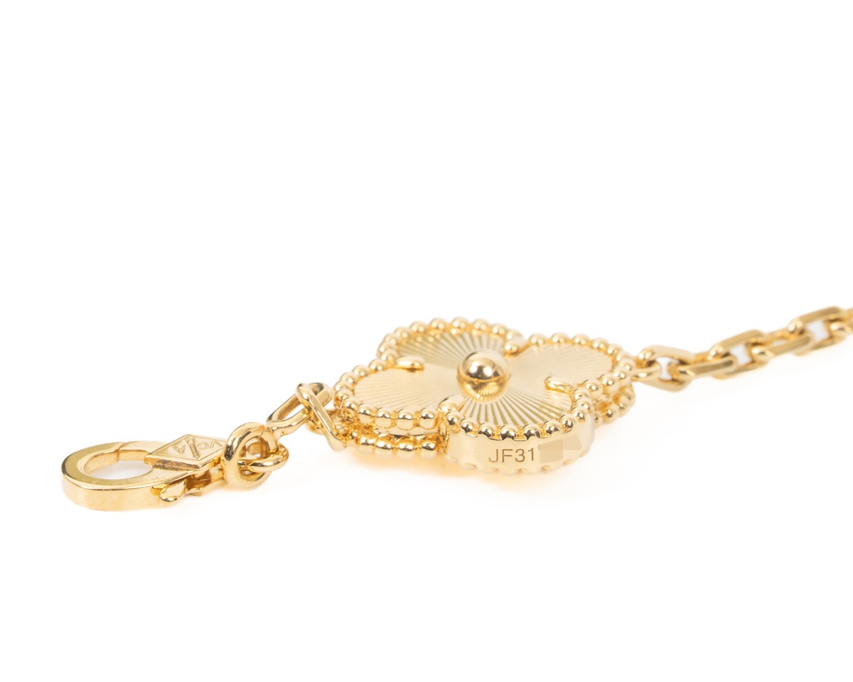 VAN CLEEF&ARPELS/�����󥯥꡼�ա������ڥ� Vintage Alhambra �֥쥹��å� 5������� VCARP4KN00 18KYG #JP28747