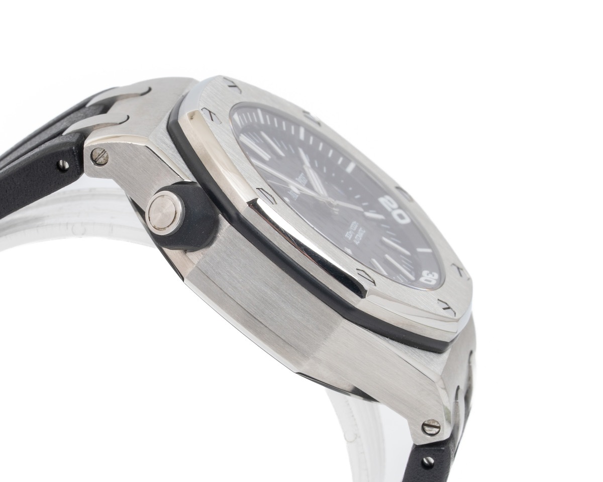 Audemars Piguet/�����ǥޥԥ� Royal Oak Offshore Diver  15710ST.OO.A002CA.01