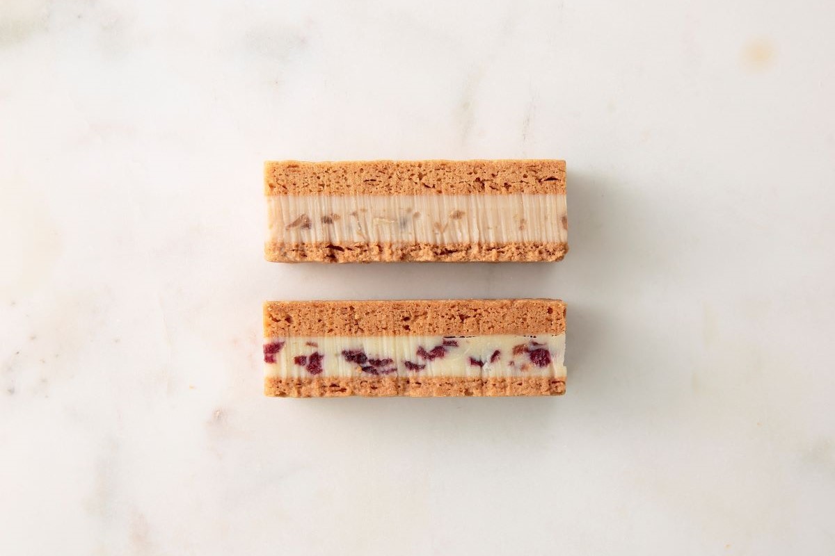 広尾のビスチィーヌ　アソート　4個(クランベリーチーズ＆マロングラッセ) h-011【常温】