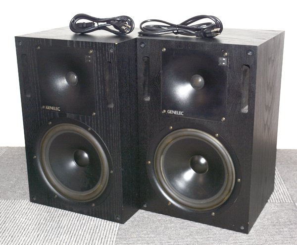 GENELEC モニタースピーカー 8010APペア