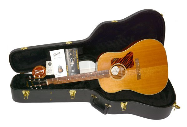 ☆ハードケース付！Gibson ギブソン J-35 エレアコ アコースティック 