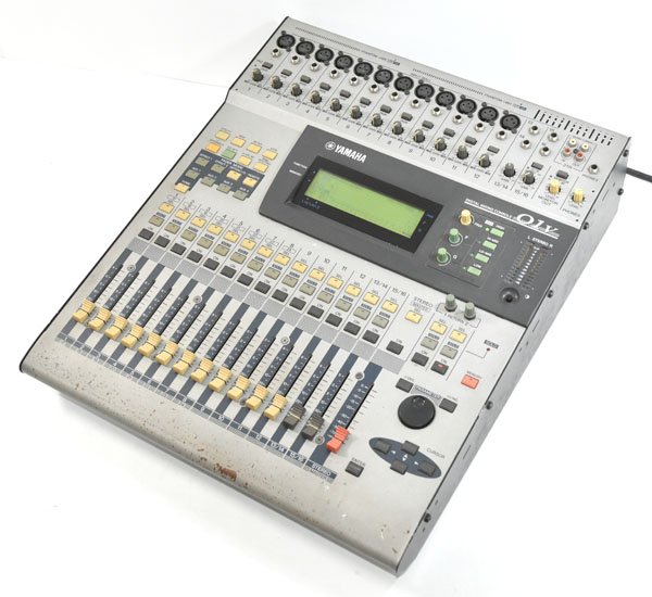 YAMAHA 01V デジタルミキサー　美品　ヤマハ Yahoo!オークション -「yamaha 01v」の落札相場・落札価格