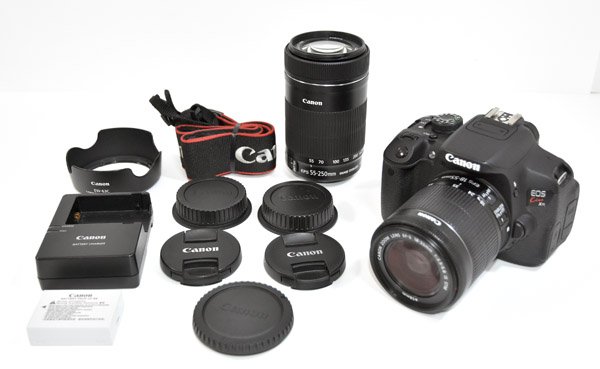 ☆美品！Canon キャノン EOS KISS X7i ダブルズームキット EF-S18-55mm 
