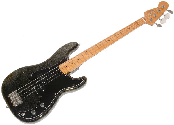 プレシジョンベース　フェンダージャパン　ソフトケース付き ☆ソフトケース付！FENDER JAPAN フェンダージャパン J