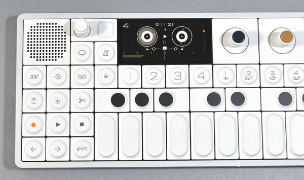 �������ʡ�TEENAGE ENGINEERING OP-1 Field ��Ȣ�ա���