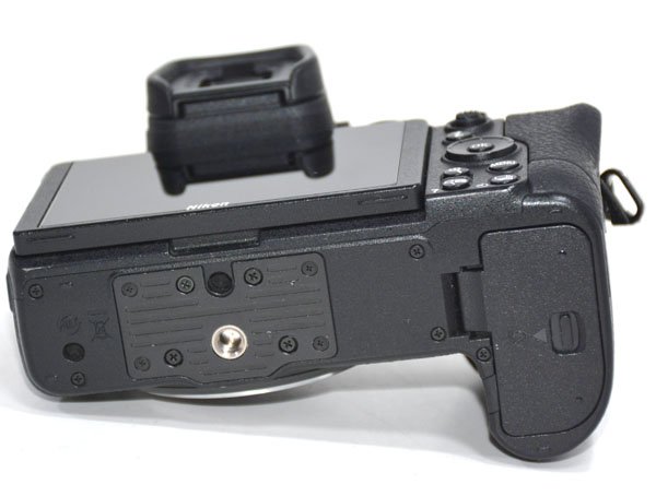 �������ʡ�Nikon �˥��� Z6 II �ߥ顼�쥹����� �ܥǥ� ��Ȣ�ա���