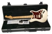 �����ò������ϡ��ɥ������ա�Fender American Deluxe Stratocaster N3 HSS �ե������ ����ꥫ�� �ǥ�å��� ���ȥ�ȥ��㥹���� ���쥭��������