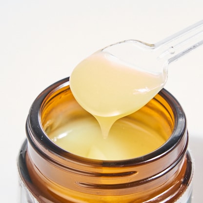 ローヤルゼリー(生タイプ) 100g 【全国ローヤルゼリー公正取引協議会認証商品】