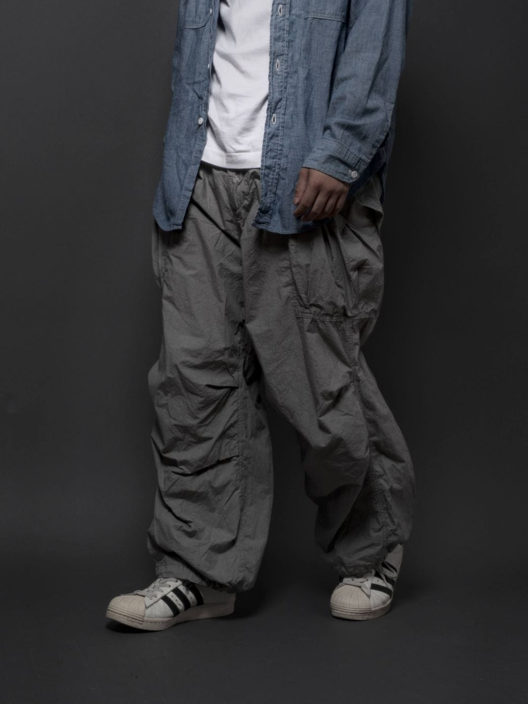 High twist cargo pants