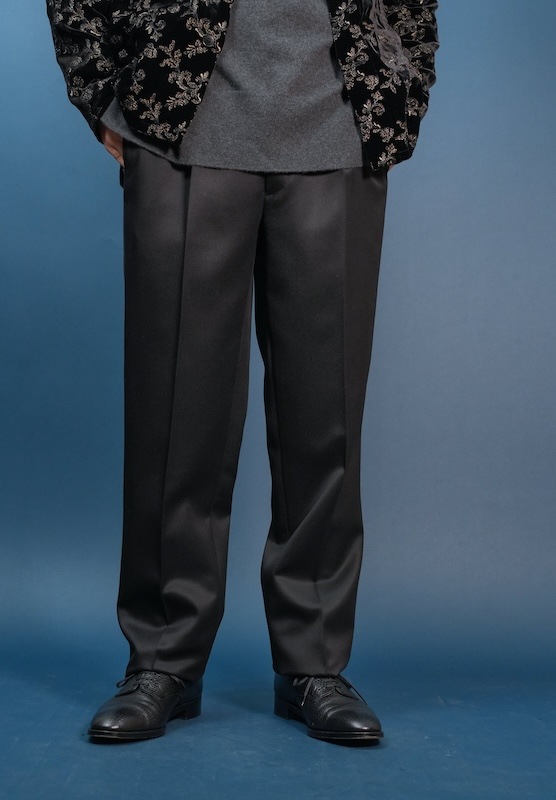 【Single-pleated】One-pleat wool trousers