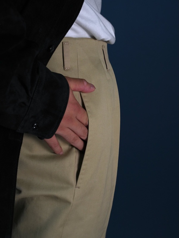 【Hollywood】Two-pleats cotton trousers