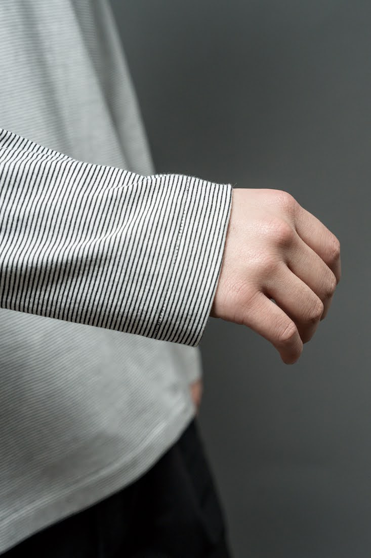 HIGH TWIST COTTON BORDER LONG SLEEVE T-SHIRT