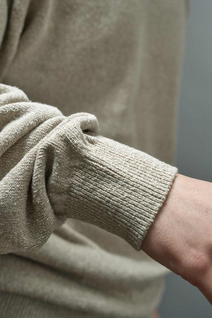REVIVAL SILK CREW NECK