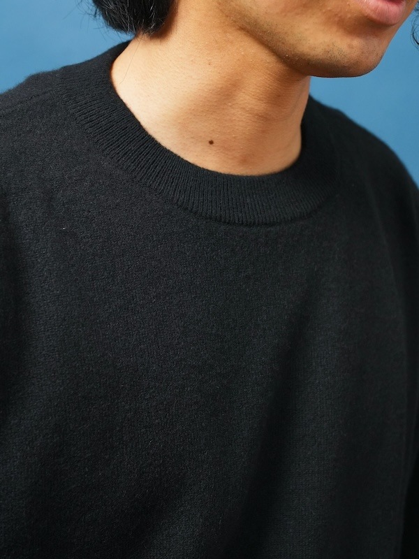 INNER MONGOLIAN CASHMERE CREWNECK