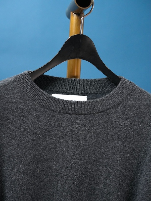 INNER MONGOLIAN CASHMERE CREWNECK