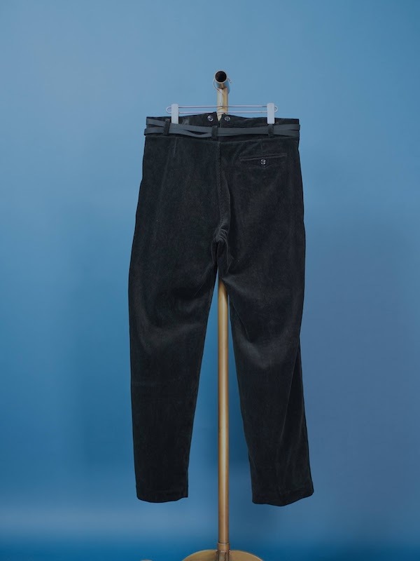 ALAIN(10 WALE CORDUROY)