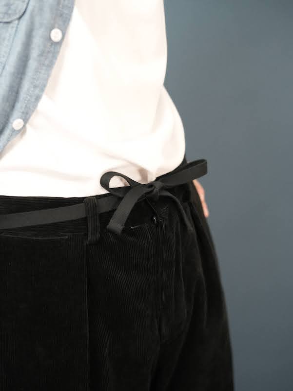 ALAIN(10 WALE CORDUROY)