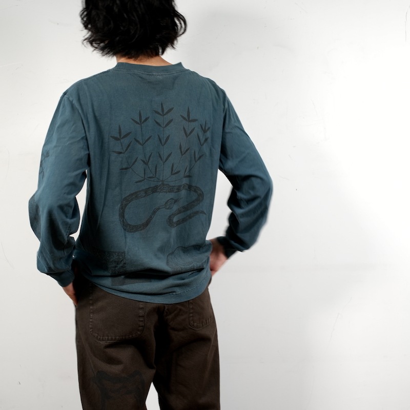 printed long sleeve shirt