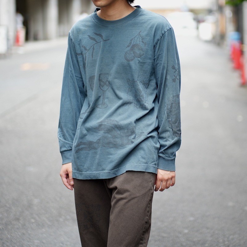 printed long sleeve shirt