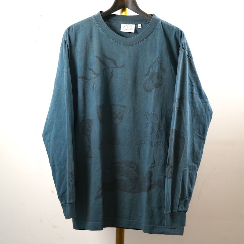 printed long sleeve shirt