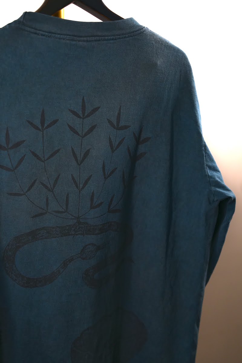 printed long sleeve shirt