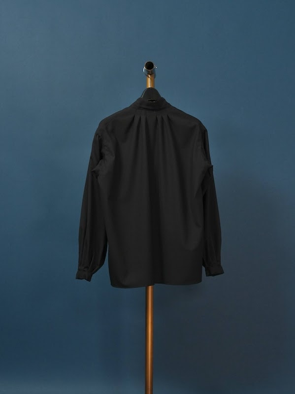 TUCKED SKIPPER BLOUSE | BRAND,SARTO | CATHEDRAL