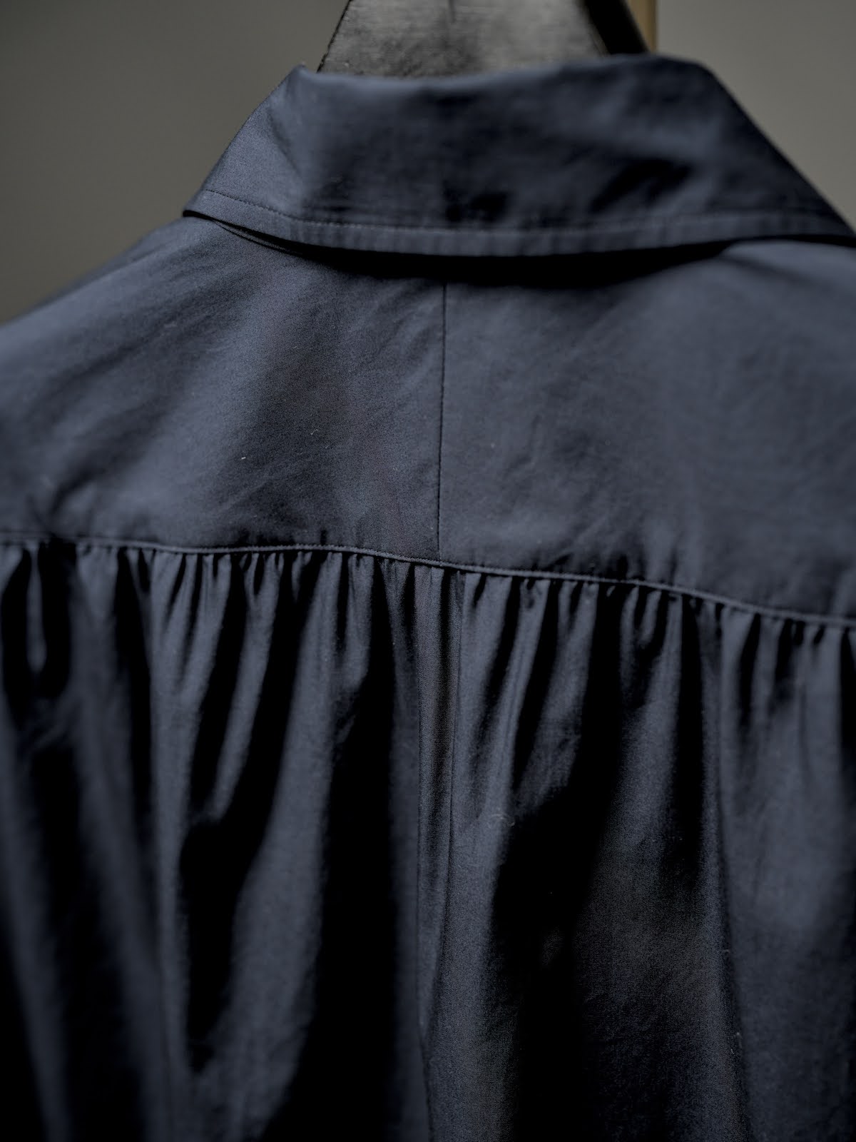 Windsor wide collar shirt (NAVY) for CATHEDRAL