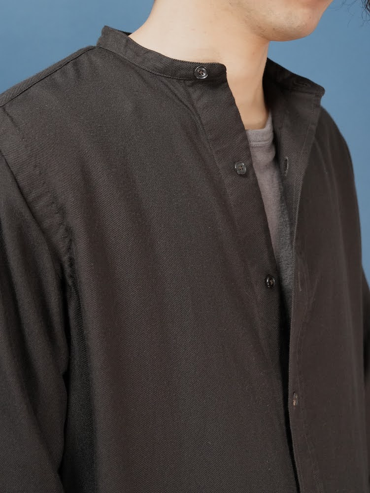 Stand collar dress shirt(Silk twill brushed lining)