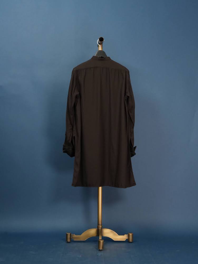 Stand collar dress shirt(Silk twill brushed lining)