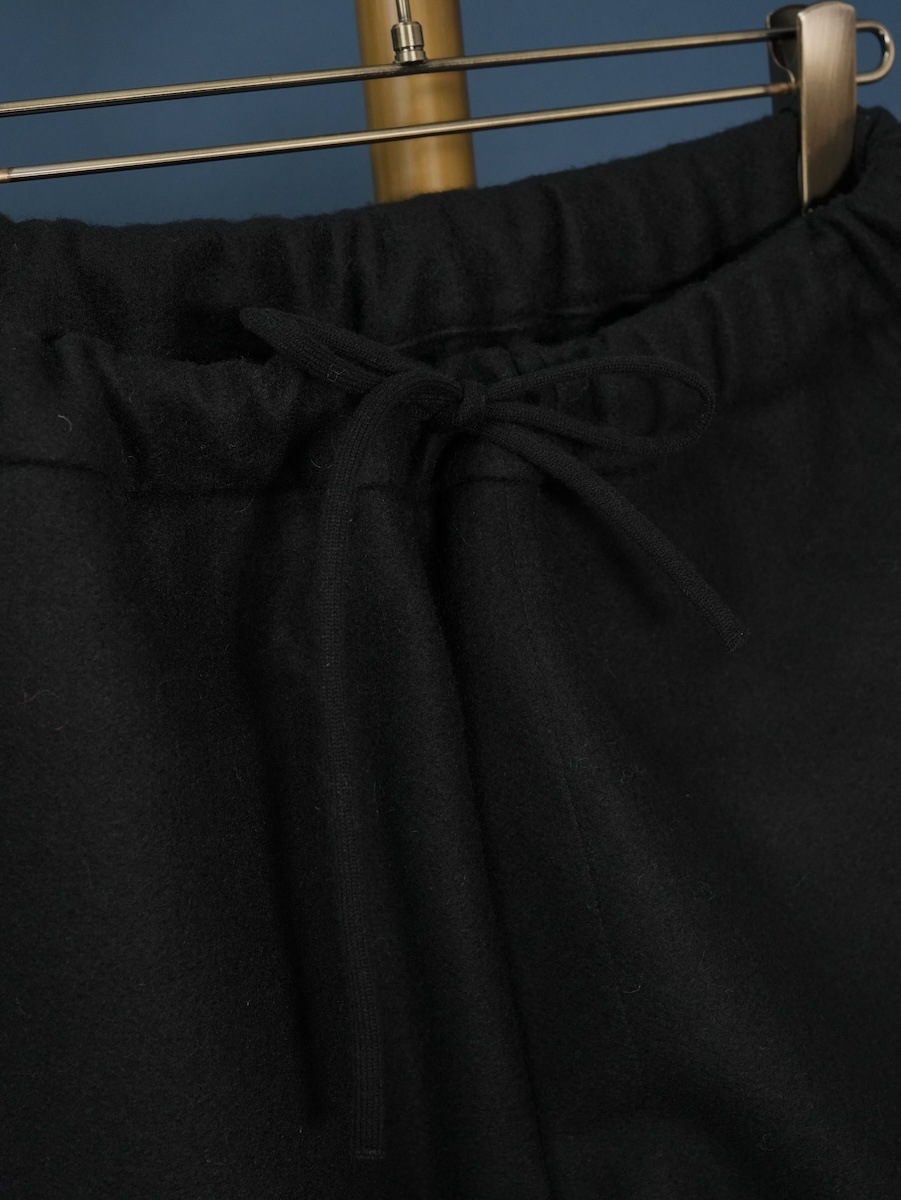 WOOL SHUKUJU PANTS