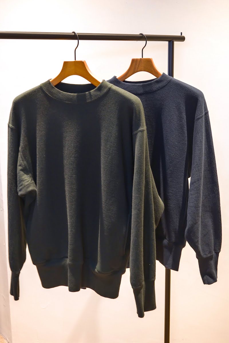WARM UP TOP(RICH NAVY)