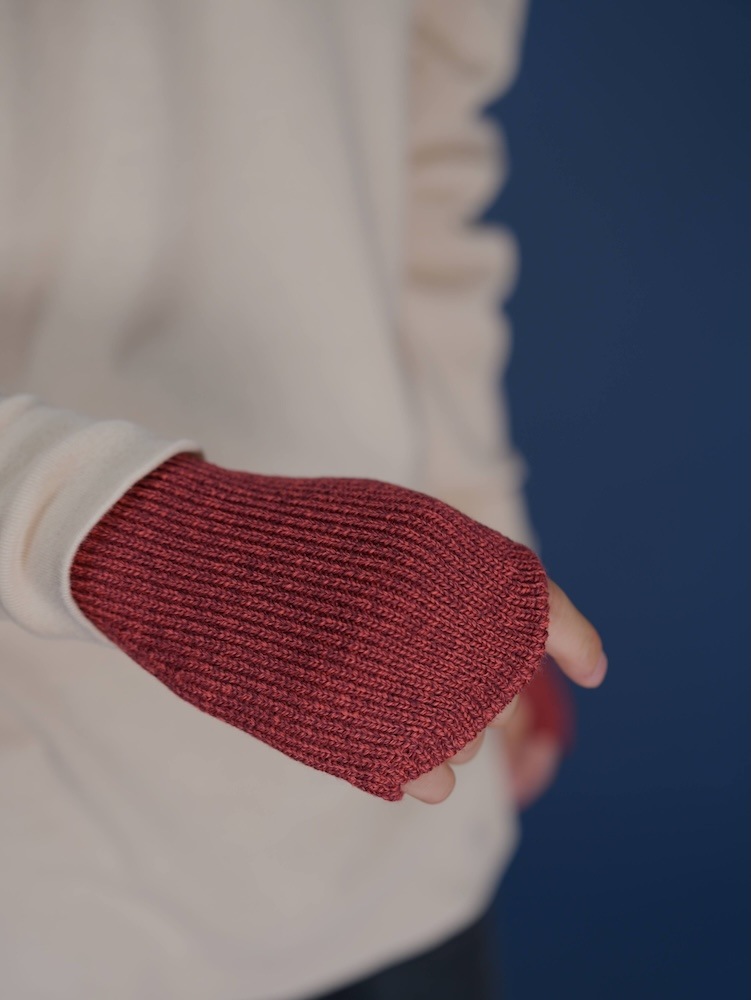 SOLID WOOL HAND WARMER