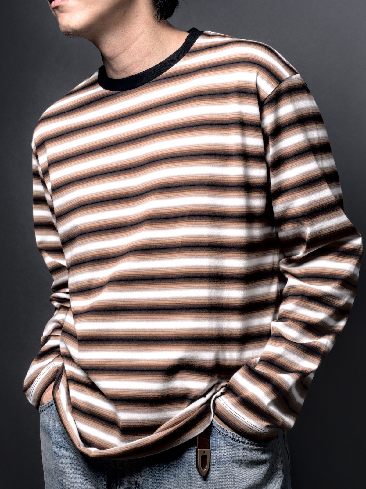 GRADATION CREW NECK LONG SLEEVE T-SHIRT