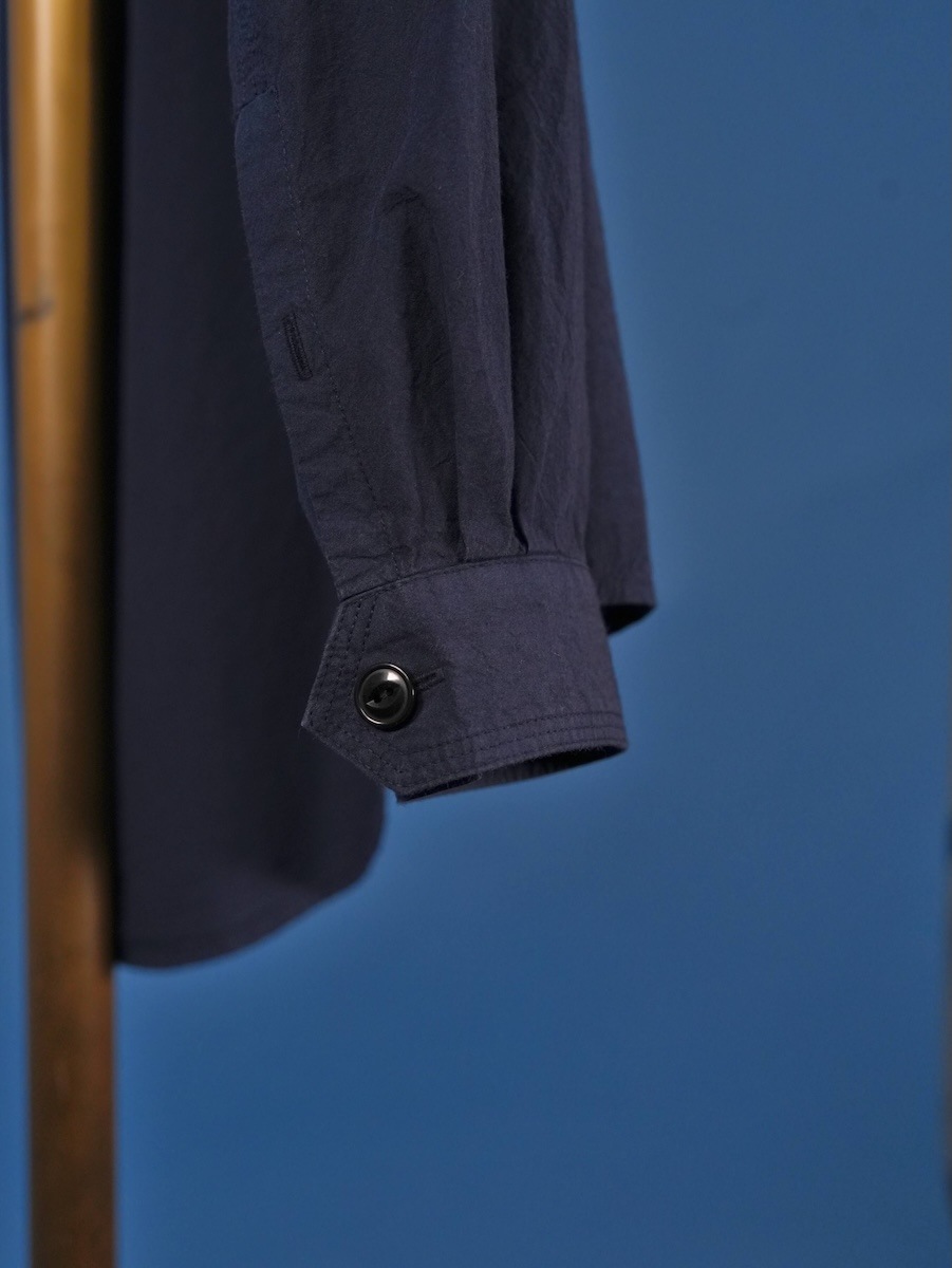 STAND COLLAR OVER SHIRT