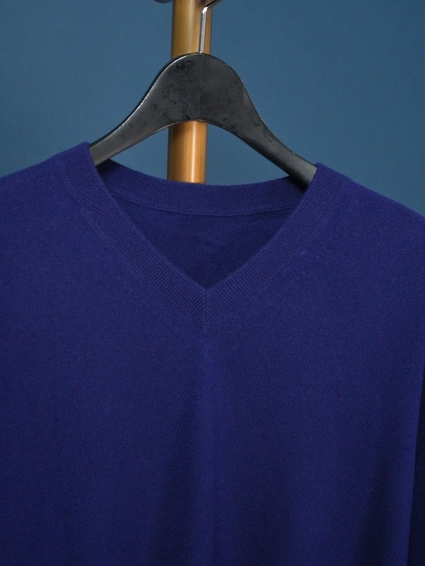 14GG V NECK