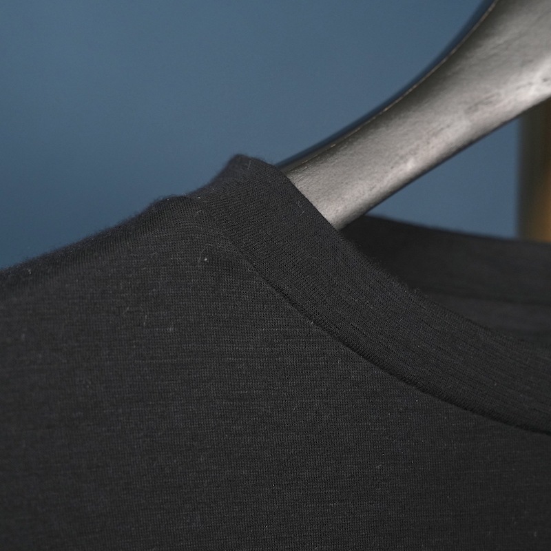 ALASHAN CASHMERE CREW NECK LONG SLEEVE T-SHIRT《GOAT》